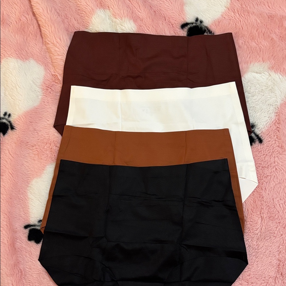Four High-Waisted Seamless Underwear